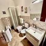 Duomo Shine Appartement *